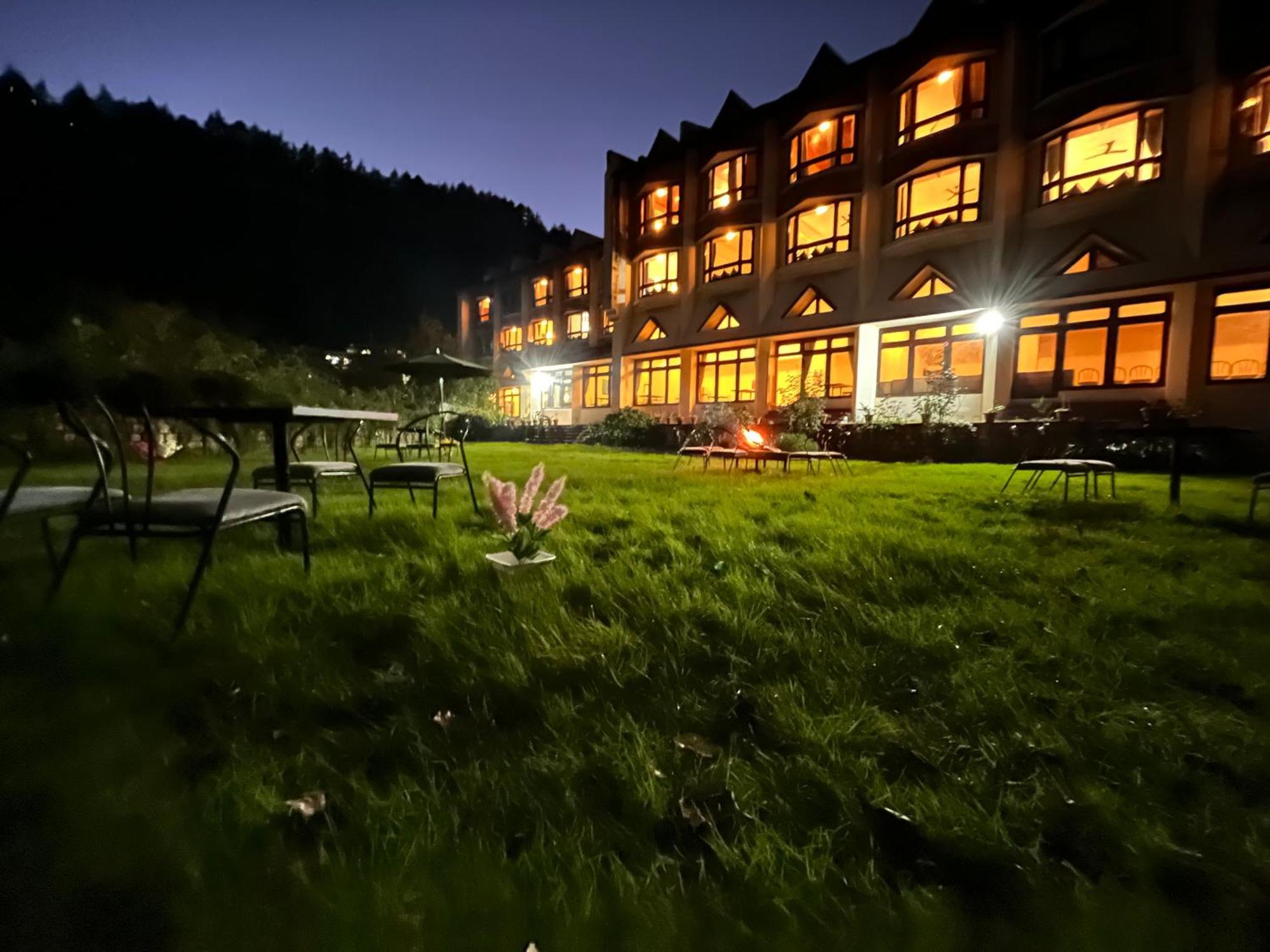 The Sagar Resort - Few Steps From Manali Mall Road Esterno foto
